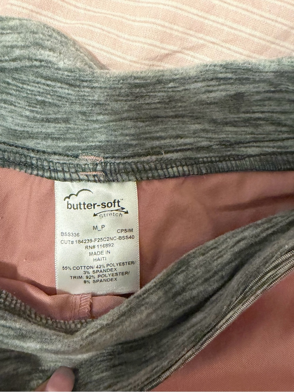 Scrubs bundle - Picture 5 of 9